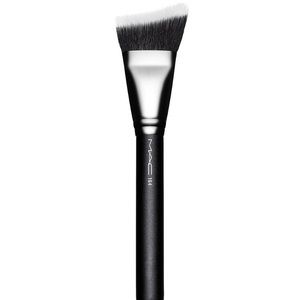 MAC 164 Duo Fibre Curved Sculpting Brush